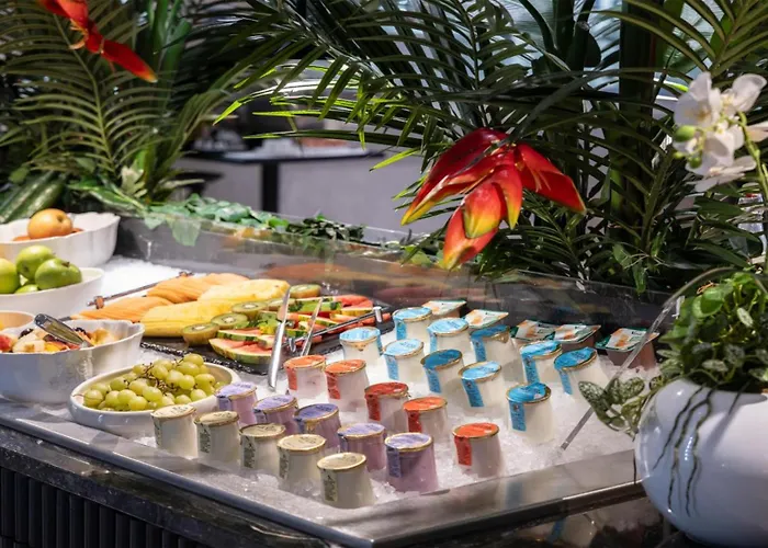 Golden Tulip Lyon Ouest Techlid Hotel & Spa