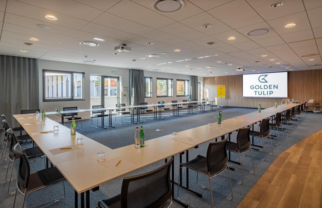 Golden Tulip Lyon Ouest Techlid & Hotel Limonest