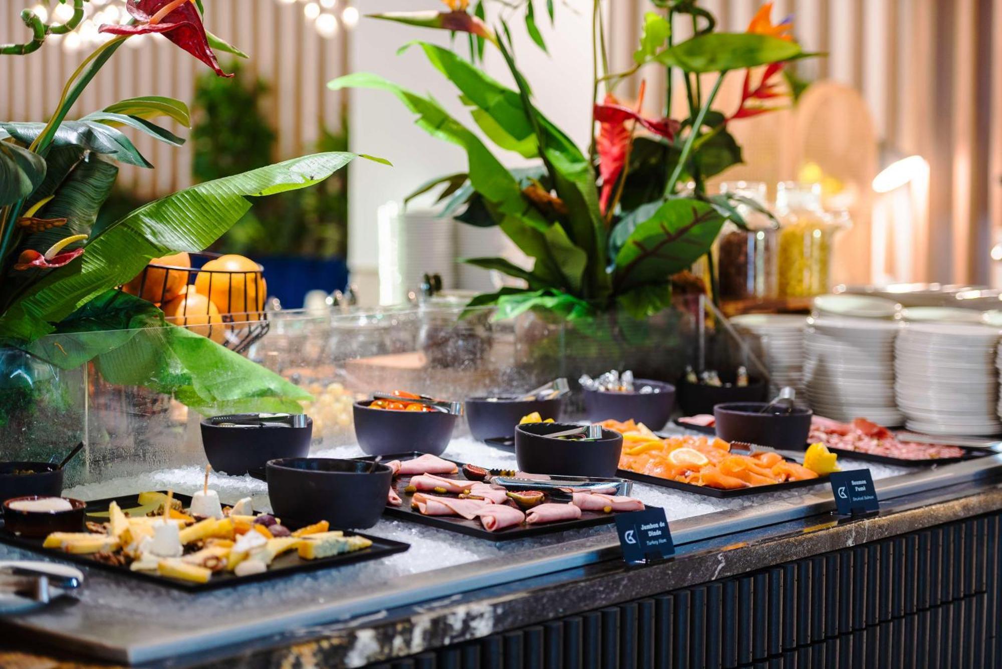 Hotel Golden Tulip Lyon Ouest Techlid &