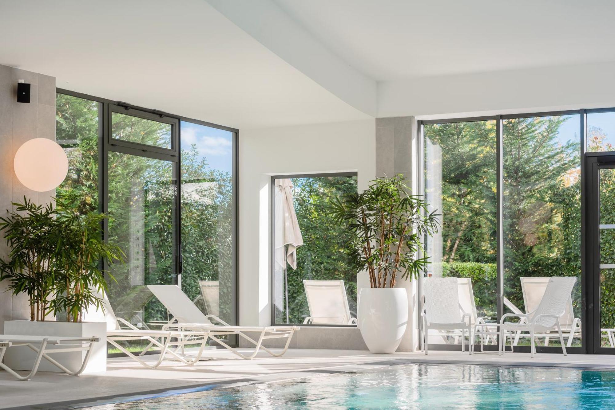 Golden Tulip Lyon Ouest Techlid & Hotel