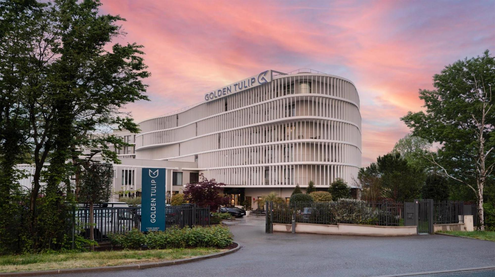 Golden Tulip Lyon Ouest Techlid & Hotel